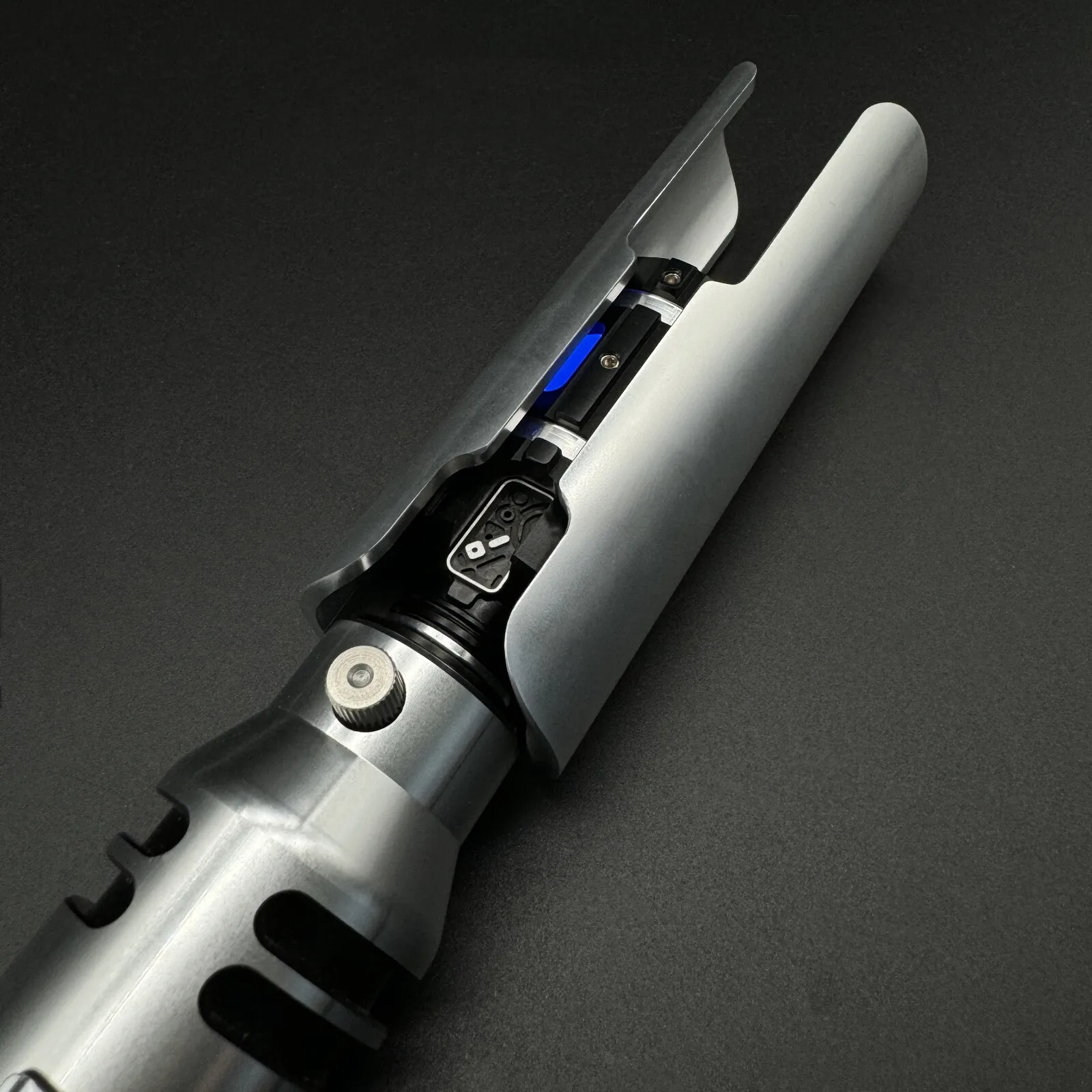 Cal kestia V1 Lightsaber Neopixel sensitif halus ayunan berat Dueling Proffie permainan Cosplay Prop Film