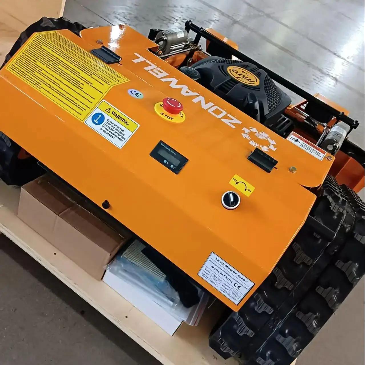 맞춤형 무선 4행정 크롤러 잔디깎이: 제로 회전 고효율 크롤러 잔디깎이 로봇 트랙터