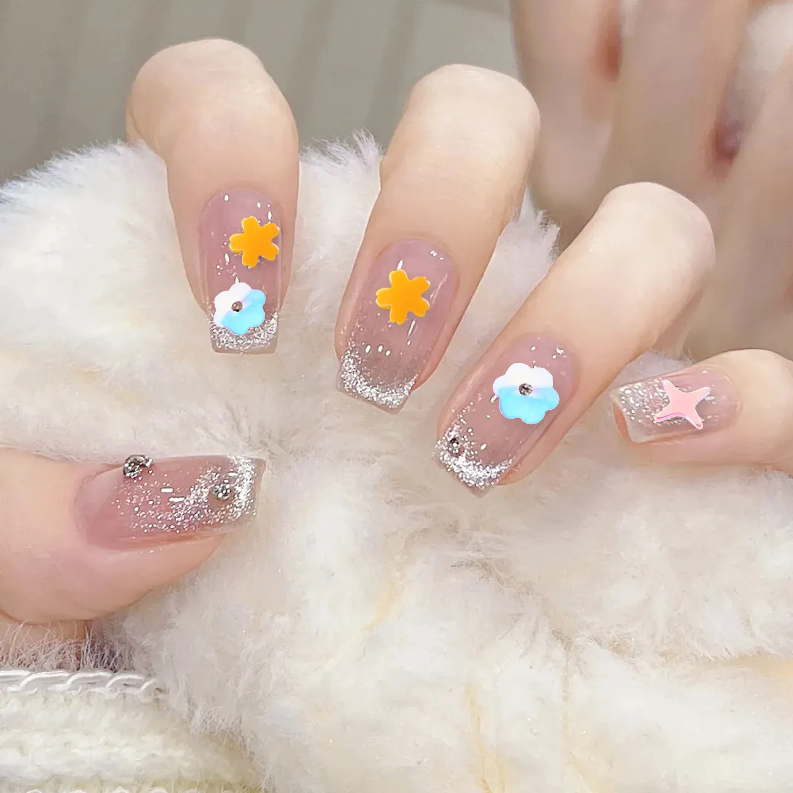 

Loose Sequins Glitter Multi-Color Iridescent Sequin Beads for Embroidery Clothing Nail Art DIY Craft Decorations Supplies