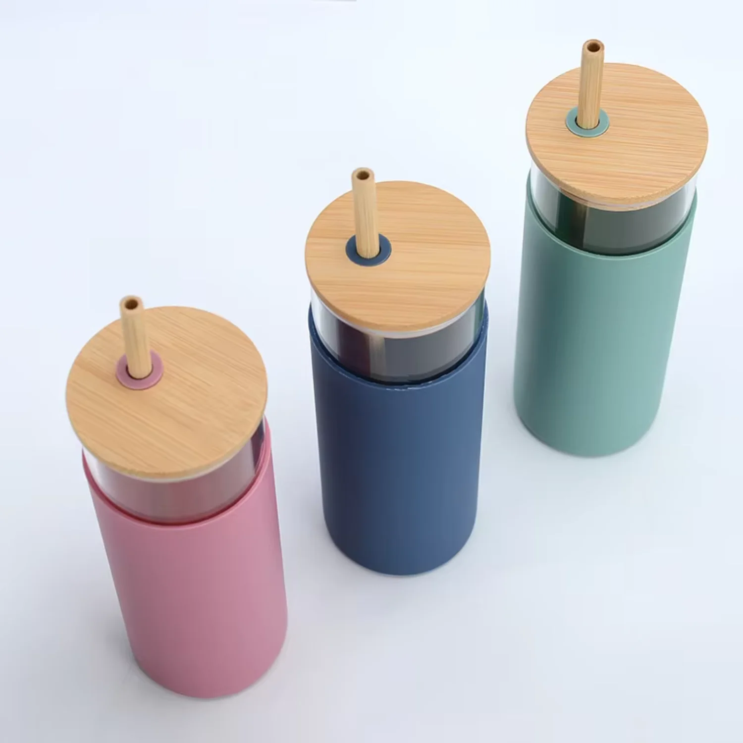 Wholesale 16oz 500ml Glass  Borosilicate  Glass Tumbler With Silicone Protective Sleeve BPA Free Bamboo Lid