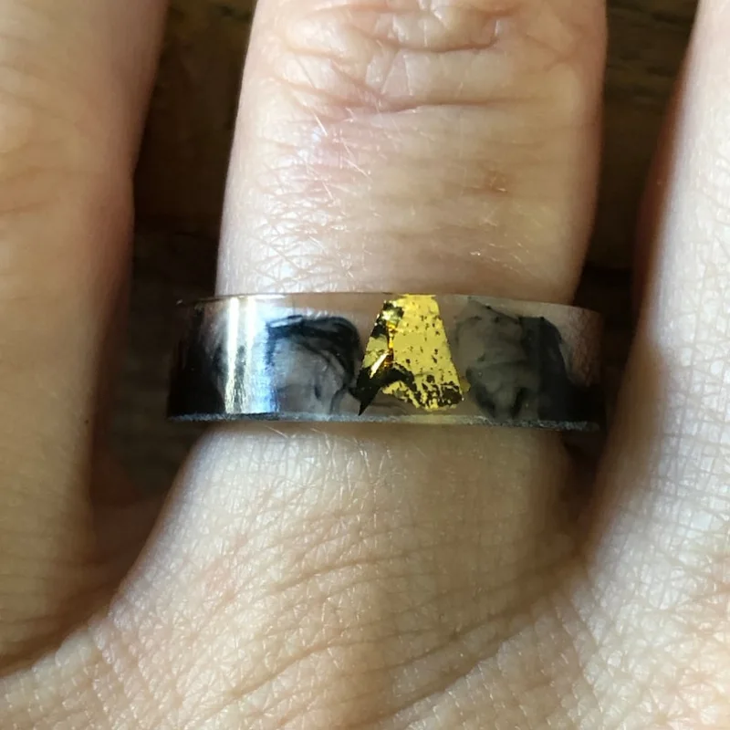 Mysterious Style Resin Black Ink Drop Glue Halo Dyeing Imitation Gold Foil Ring Men Mysterious and Domineering Jewelry Ring Gift