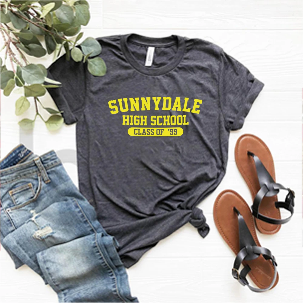 Sunnydale เสื้อทีเชิ๊ตระดับมัธยมปลายของ '99เสื้อยืดคนฆ่าแวมไพร์สวยงามเสื้อยืดซันนี่เดลสำหรับทั้งชายและหญิงเสื้อแขนสั้น