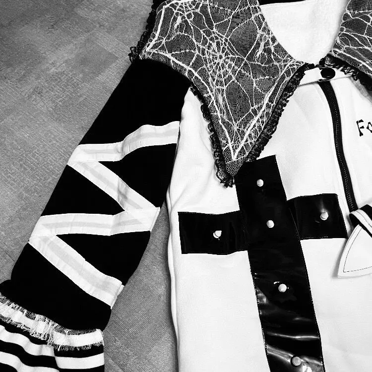 KOSAHIKI Gothic Jackets Women Striped Lace Patchwork Y2k Aesthetic Grunge Coats Harajuku  Loose Punk Streetwear Jacket