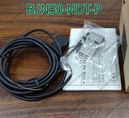 

Оригинальный фотоэлектрический датчик BJN50-NDT-P