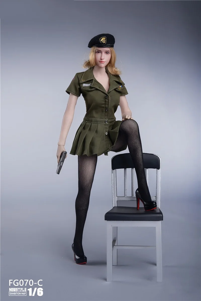 1/6 Scale Model FG070 Military Female Skirt Beret Seamless Pantyhose Clothes Set Fit 12 Inch  Soldier Action Figure Toys Dolls