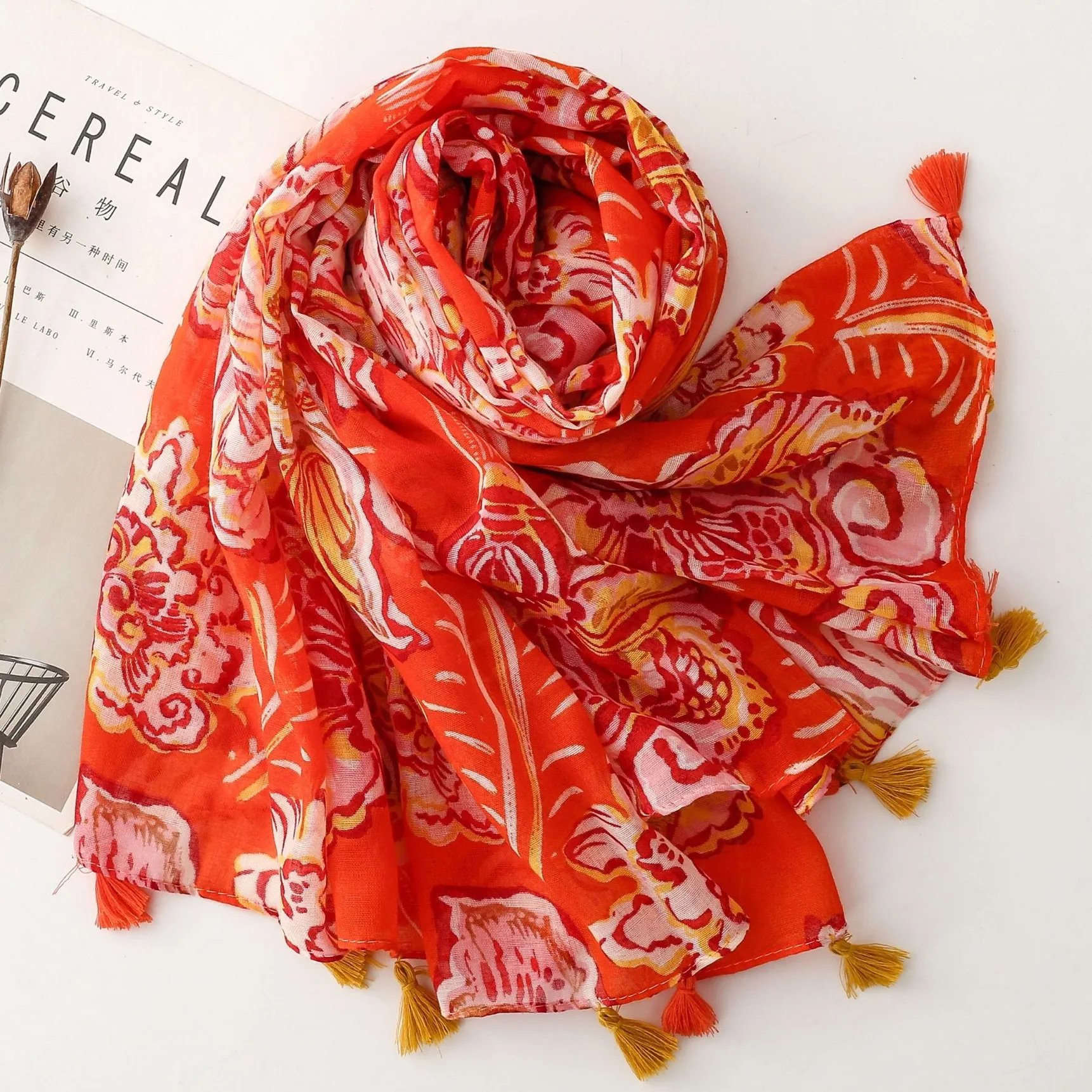 Winter Aztec Ethnic Floral Tassel Viscose Shawls Scarf Lady High Quality Thin Wrap Beach Stole Bufandas Muslim Hijab 180*90Cm