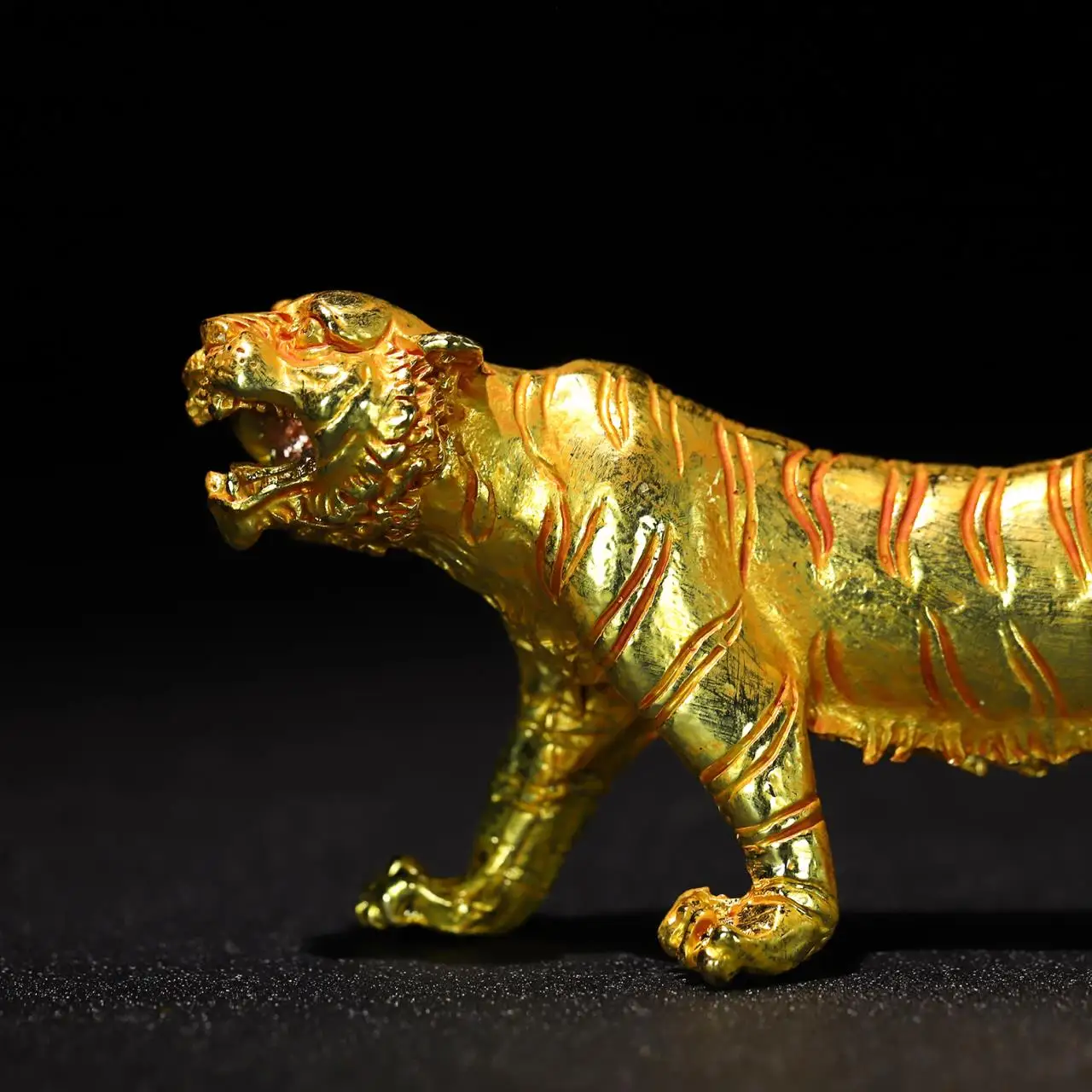 Pure Bronze Gilded Little Tiger, Exquisitely Patterned, With A Naturally Warm Patina.Length 13CM, Weight About 230 Grams