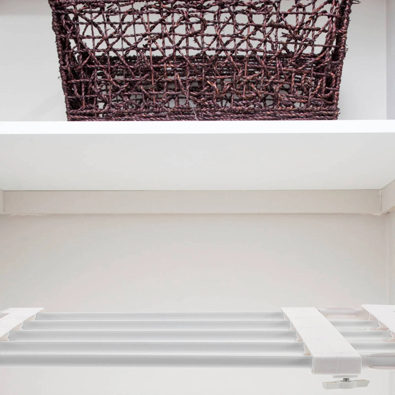 

1Pcs Retractable Layered Storage Shelf Sturdy PP ABS Adjustable Closet Organizer Space Saving Wardrobe Divider for Cabinet Shoe