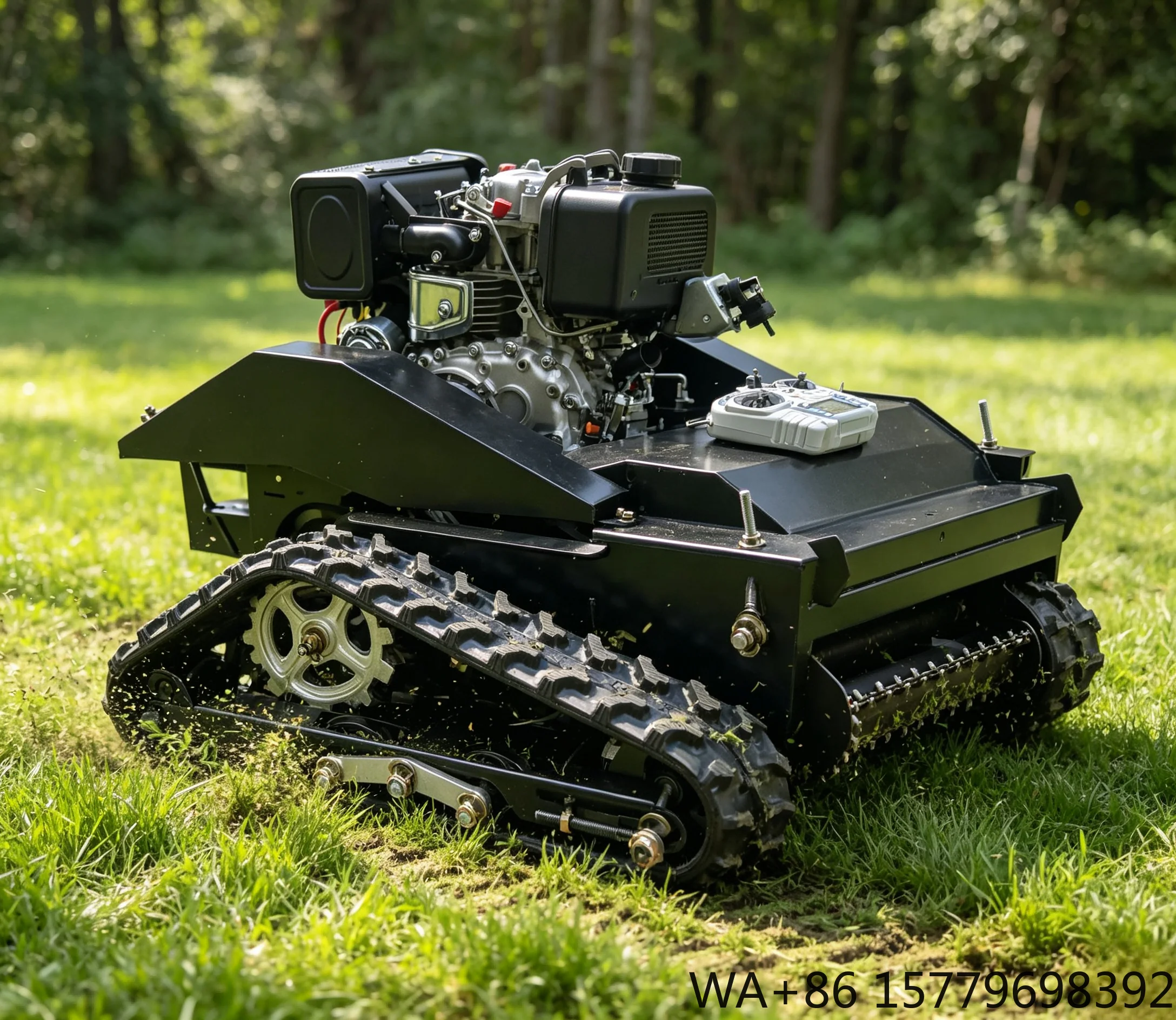 Robot Track - Remote Control Reel Blade Lawn Mower