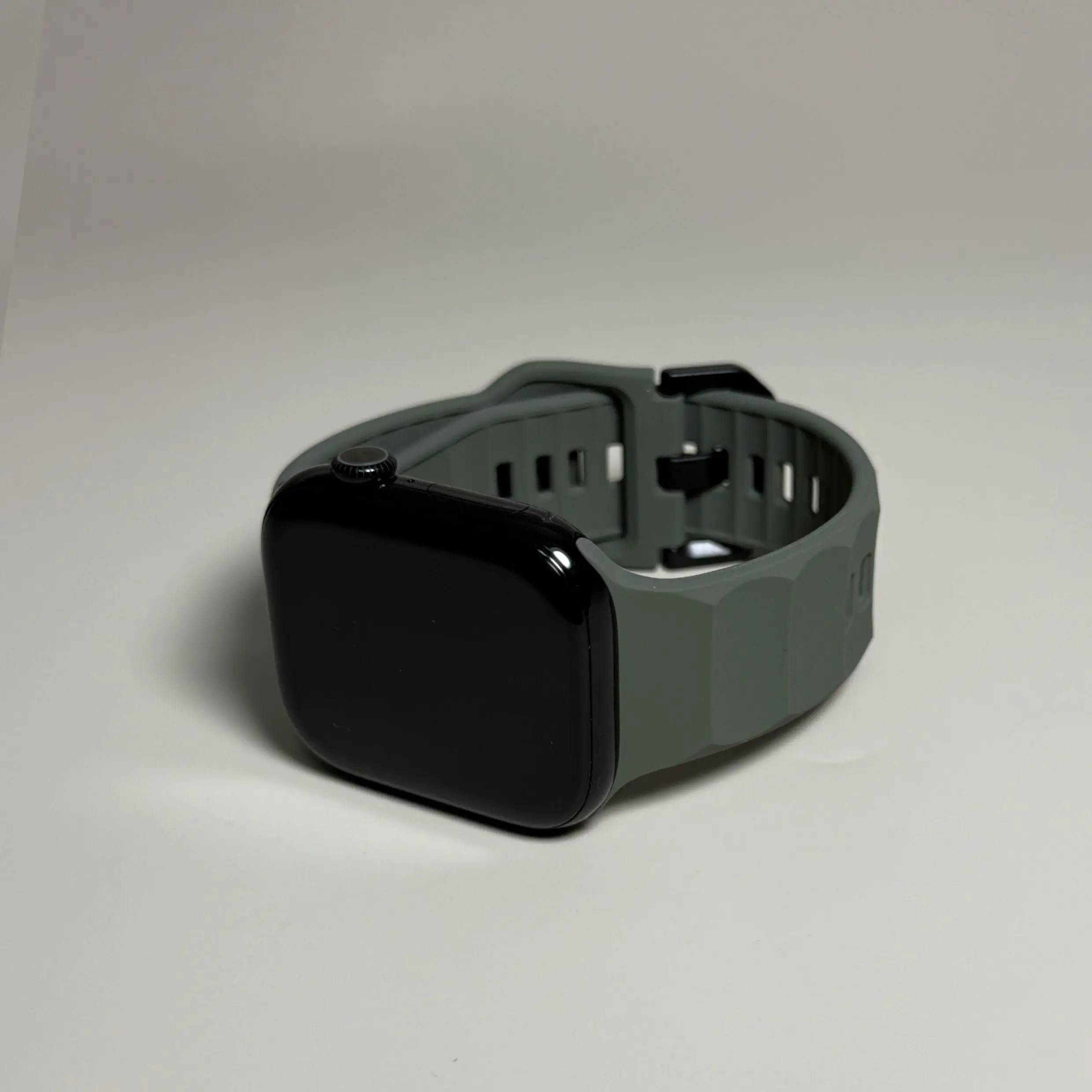 Silikon-Sportarmband für Apple Watch Ultra 3 49 mm 46 mm 45 mm 44 mm 42 mm 41 mm 40 mm 38 mm Bänder für iWatch Serie 11 10 9 8 7 6 SE 3 – Detail 14
