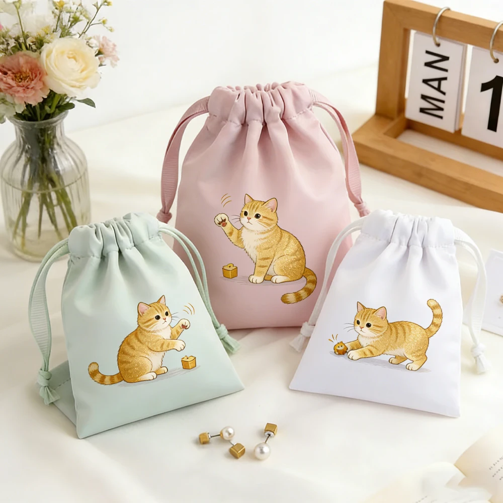 

50 шт. зеленых шелковых атласных мешочков для украшений с индивидуальным логотипом, подарочные мешочки на шнурке, пакеты для конфет и закусок, для рождественских и свадебных подарков