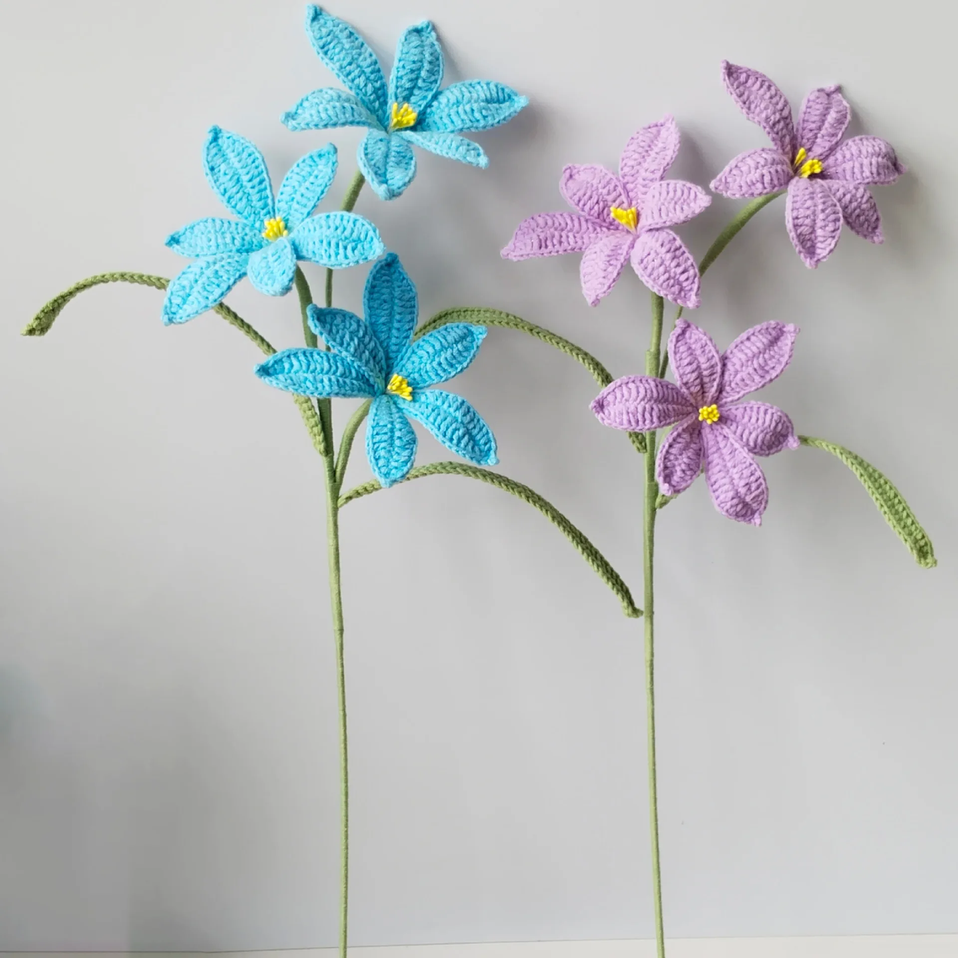 Gehäkelte Orchideenzweige Kreativer Gestrickter Blumenstrauß Handgemachte Blumen Künstliche Pflanze Raumdekoration – Detail 2