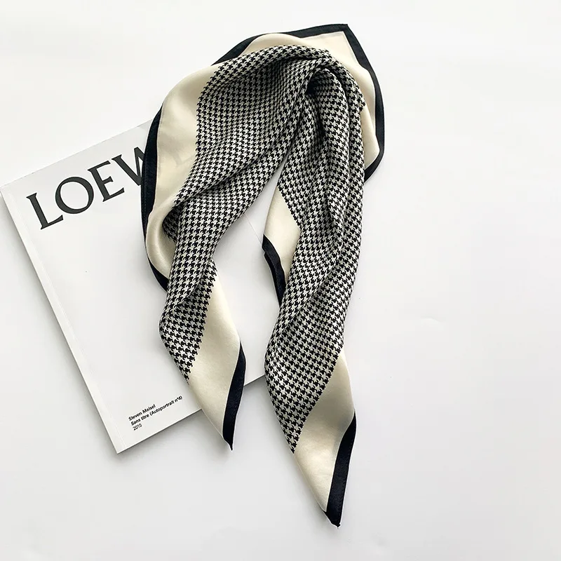 100% Real Silk Luxury Brands Scarves Women Foulard  Square Head Hijab Scarf Ladies Chiffon Shawl Bandanna Female Wrap Muffler