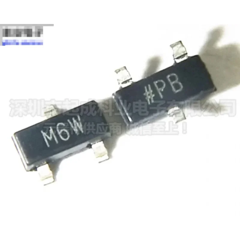 10PCS ADM810LARTZ ADM810LART SOT23-3 M6W 100% New original Chipset IC  SMD