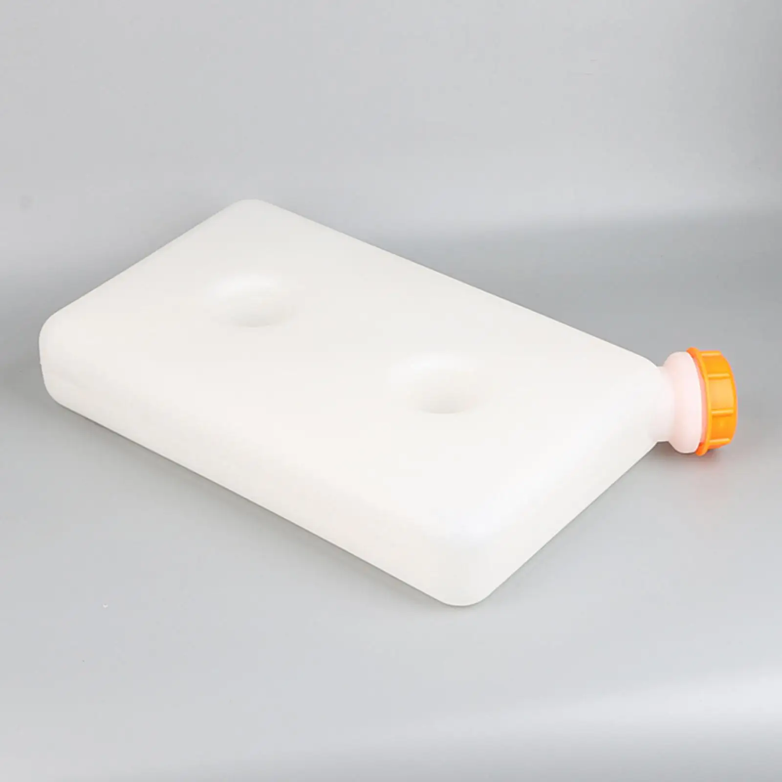 8L Fuel Tank 2 Hole Gasoline Tank Universal PP Portable Gas Oil Storage for Car Truck Parking Heater