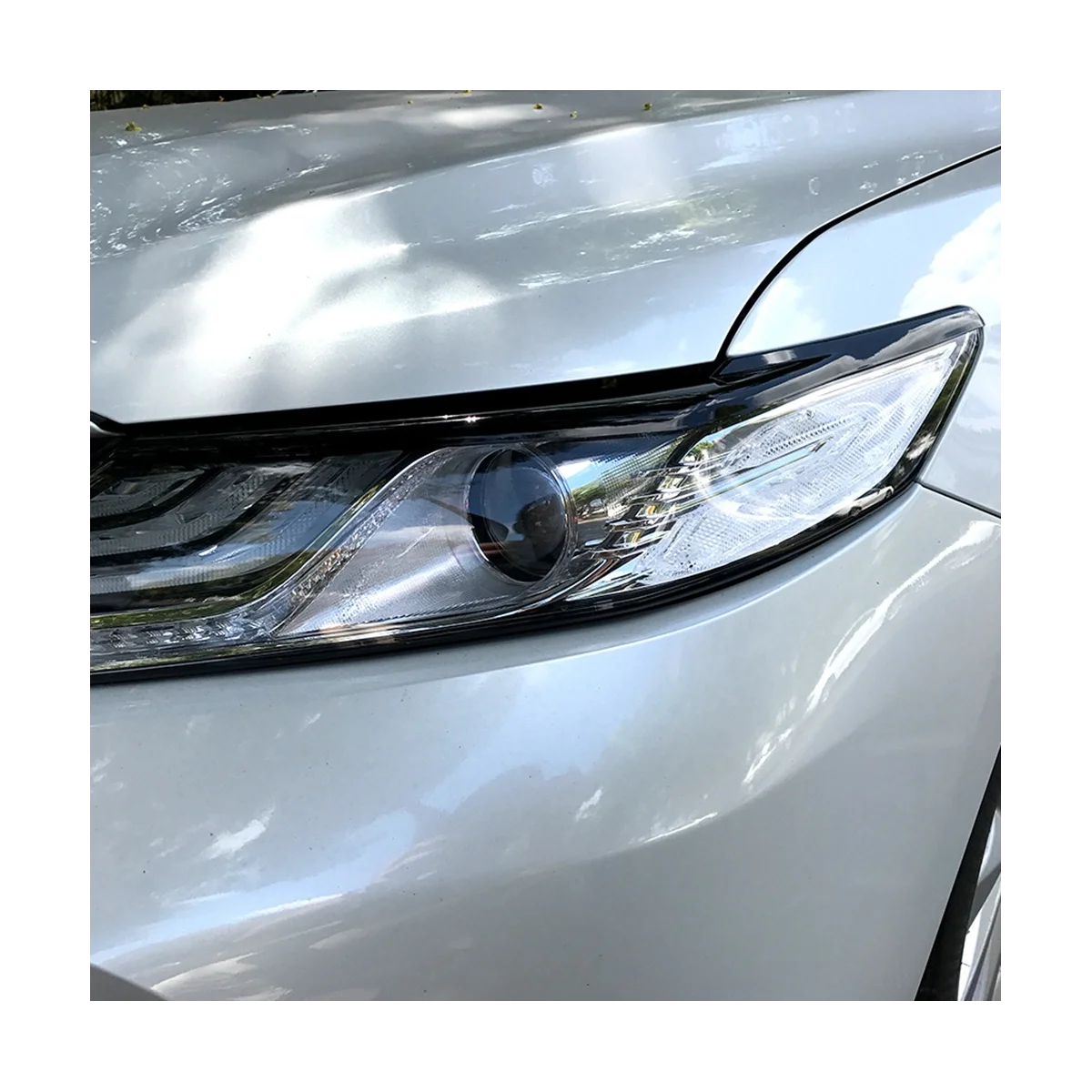 Car Headlight Eyebrow Eye Lid head light lamp Eyelids Cover Stcker Trim for Toyota Camry LE XLE SE XSE 2018-2021(Carbon)