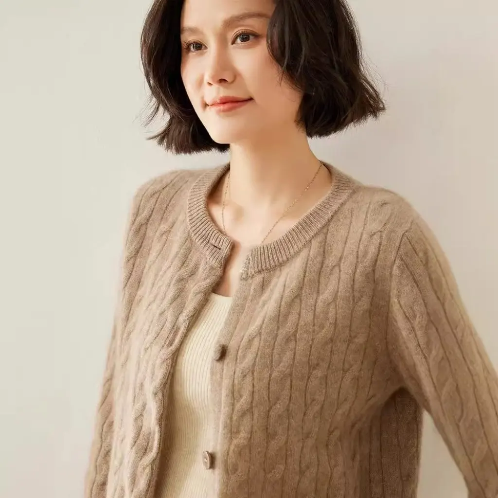 

Women's Thickened Twisted round Neck Cardigan Slim Fit Warm Soft Waxy Knitted Outwear Cashmere Cable Autumn Winter Style