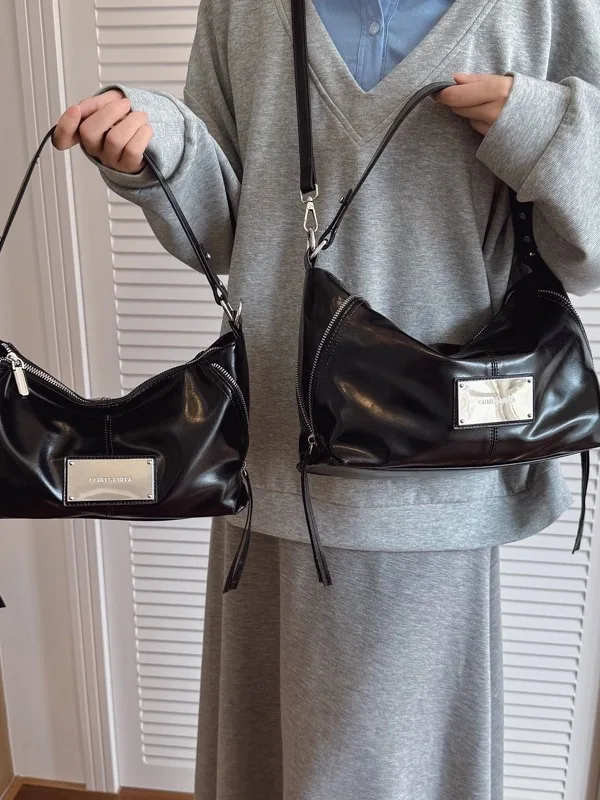 

Faionable Versatile Women's Crossbody Bag Underarm Commuter Bag Single oulder Bag for Autumn Winter New 2025 Model