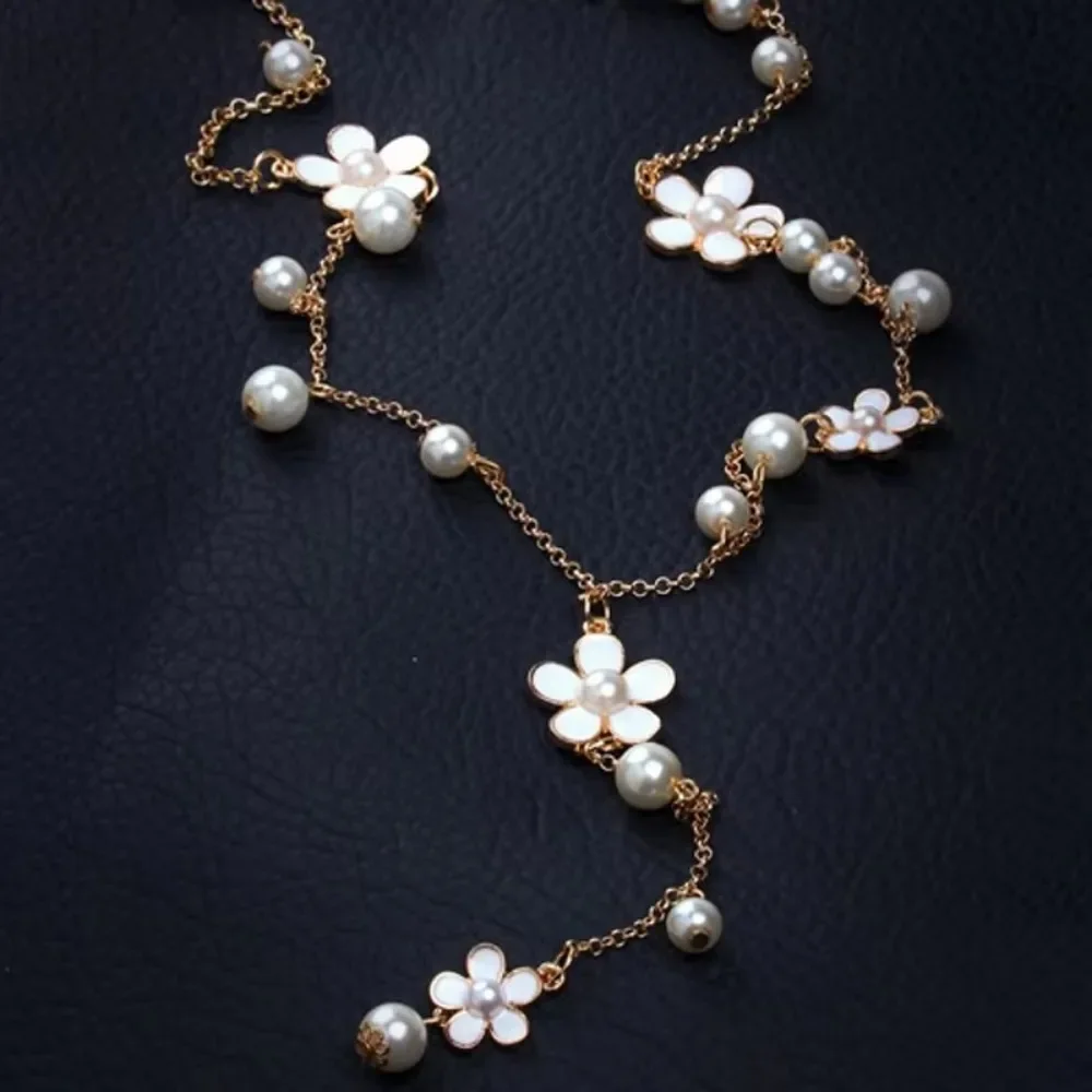 New Flower Long Necklace For Women Fashion Simulated Pearl Jewelry Tassel Perlas Necklaces & Pendants Bijoux Femme Perle