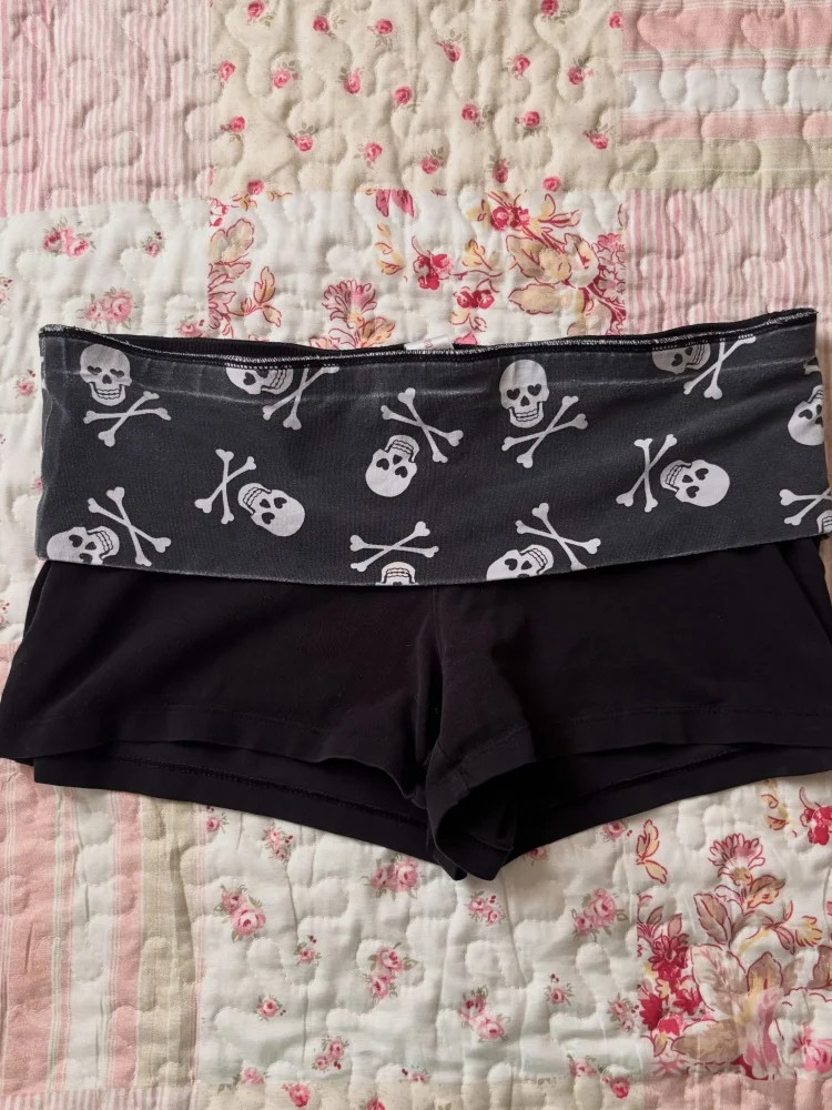 Women Black Fold‑Over Waist Shorts Skull Crossbones Print Elastic Bodycon Y2K Alt Punk Rave Hot Pants Yoga Booty Shorts