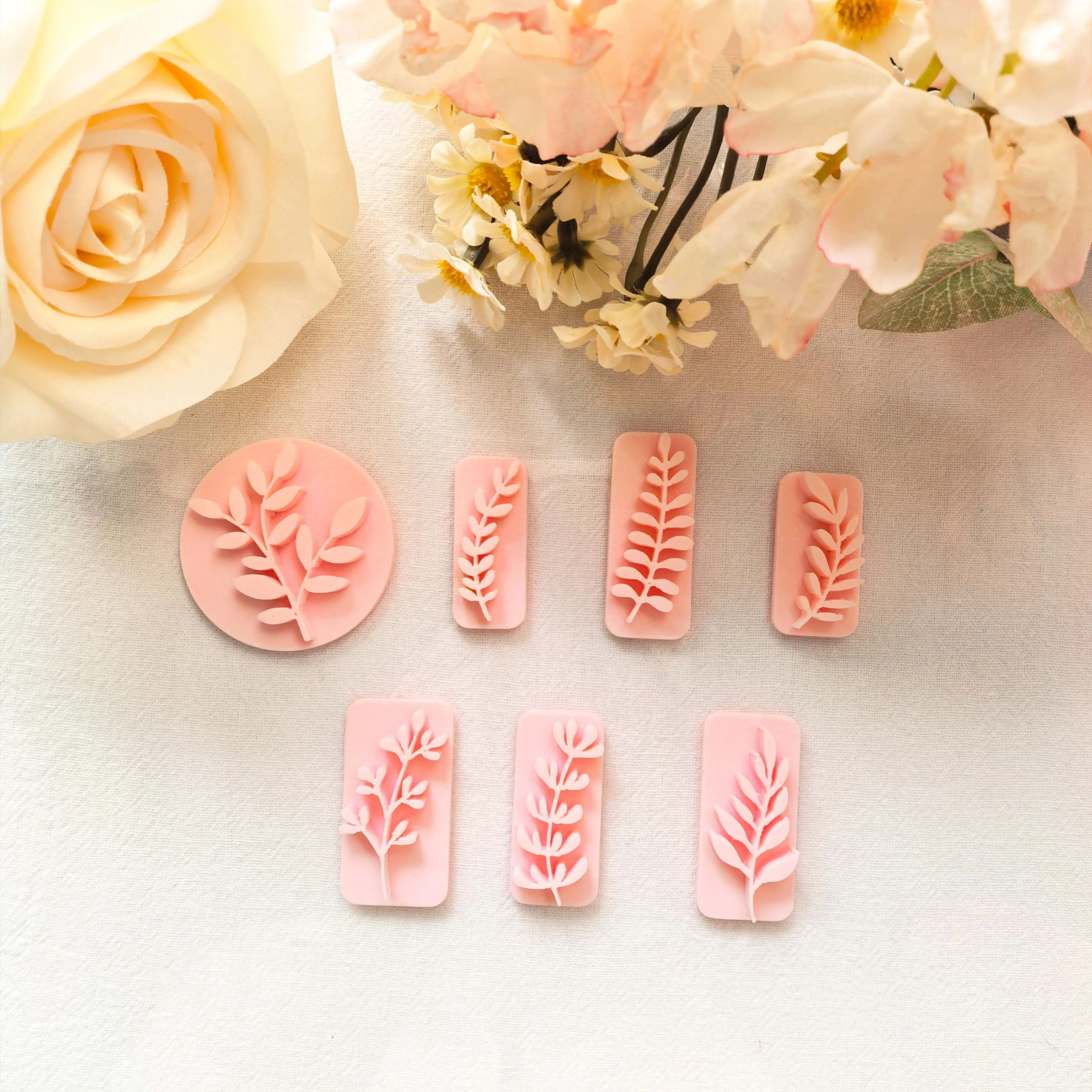 

7Pcs Spring Flower Polymer Clay Stamps Botanical Clay Stamps Boho Stamps for Clay Earrings Clay Tools Polymer Clay Supplies