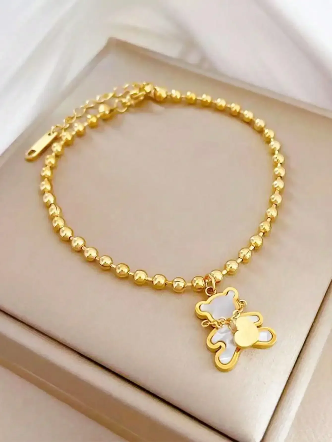 harming Bear Beaded Bracelet - Adorable Accessory for Everyday Wear