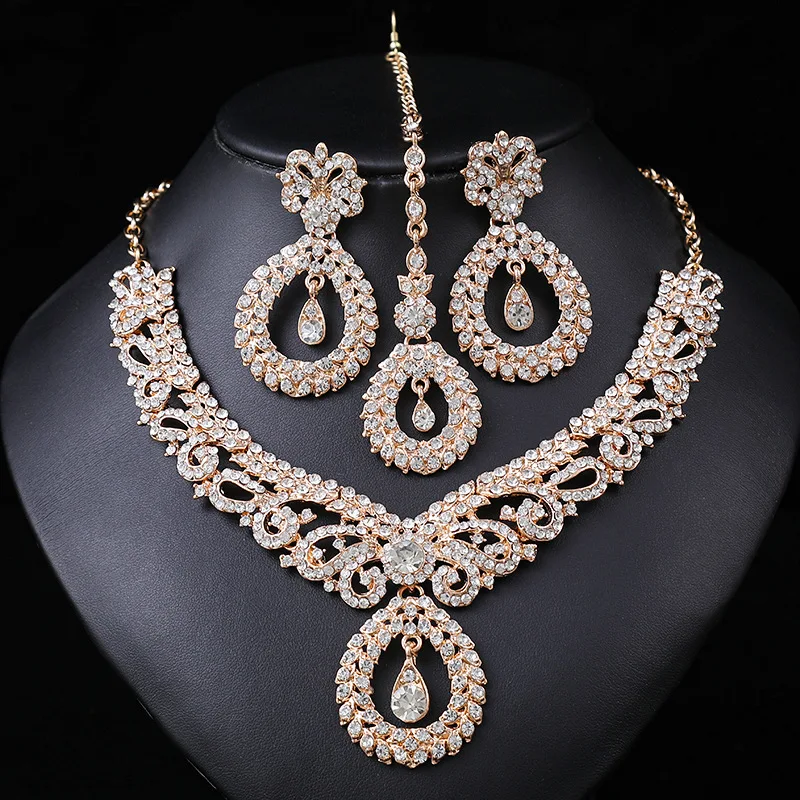 Accessories Vintage Necklace Set Women\'s Luxury Crystal Banquet Dress Accessories Three-piece