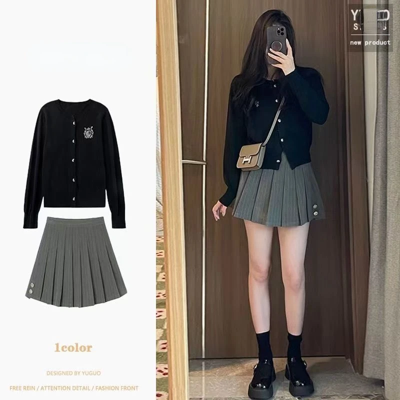 Autumn and Winter Tea Wear A Whole Two-piece Suit Small Perfume Korean College Cardigan Jacket Pleated Skirt Small Size Fall