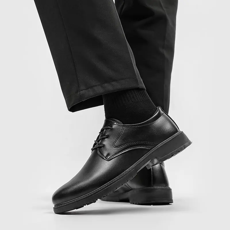 

Мужская повседневная обувь на однотонной платформе с круглым носком, черные легкие социальные слипоны, элегантные мужские туфли из искусственной кожи, размер 45, размер 45