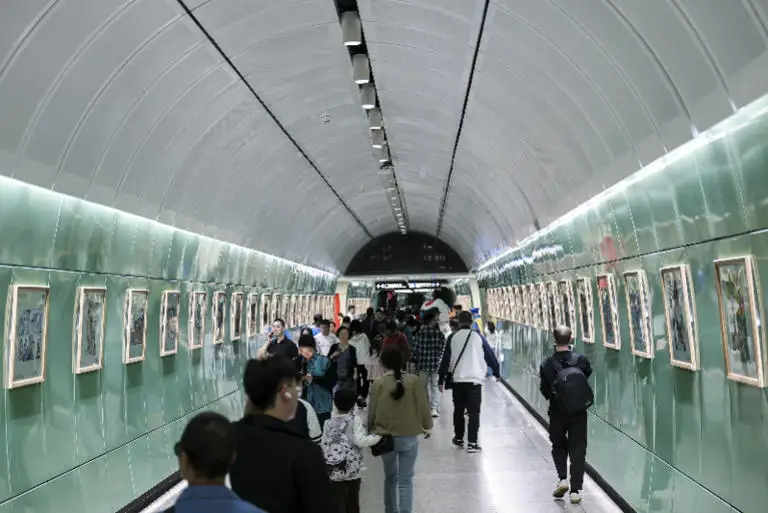 

For RC Cars HSP 102059 122059 Aluminum Fuel Tank Cover 02004 1/10 Upgrade Parts For 94122 94155 94166 94177