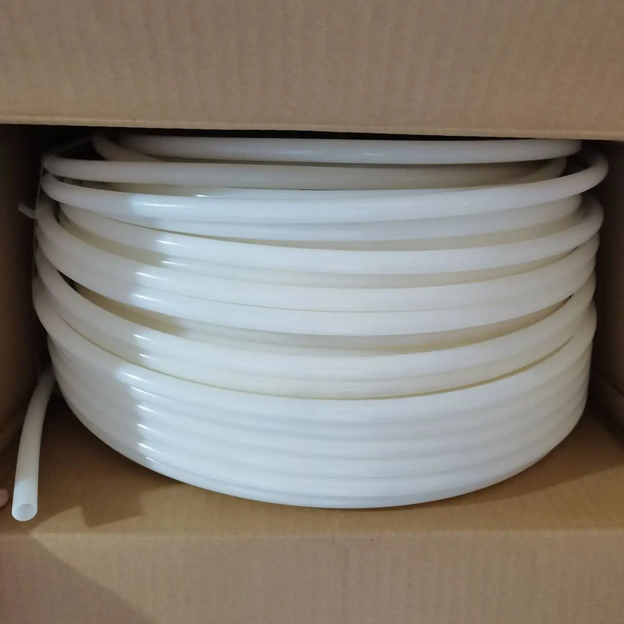 

Оригинальная мягкая нейлоновая трубка SMC TS0806B/TS0425W/TS0604W/TS0806W/TS1075W/TS1209W/TS1612W-20/100 Воздушная трубка