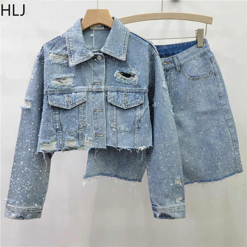 Set Dua Potong Celana Pendek Denim Berkualitas Tinggi HLJ Blue Fashion dengan Hiasan Rhinestone, Atasan Crop Lengan Panjang Kancing Kerah + Celana Pendek Streetwear Wanita