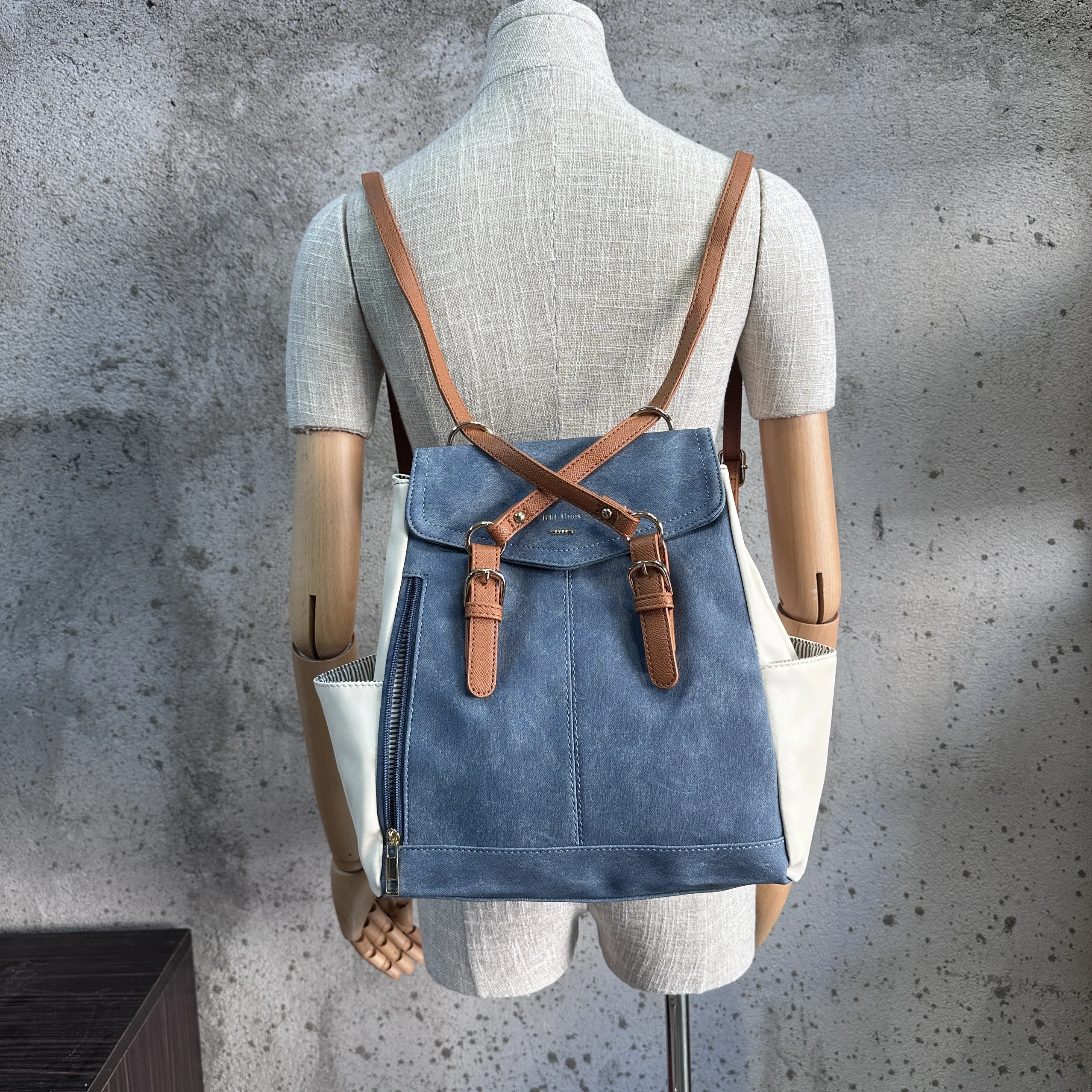 New Japanese fashion casual versatile backpack women large capacity college style student schoolbag pu leather backpack female