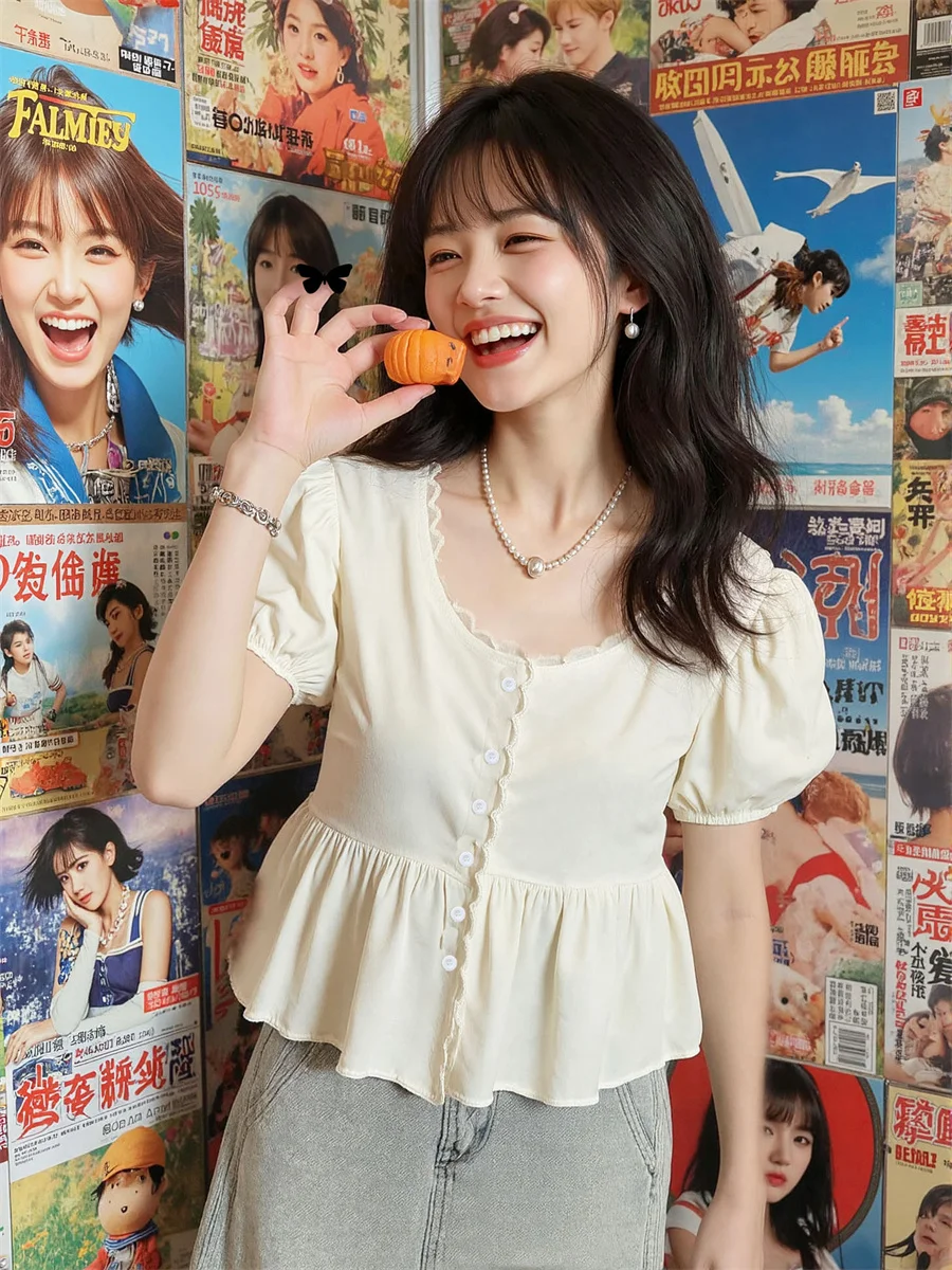 

Oversized Plaid Shirts Women Autumn Button-down Blouse with Lapel Collar Long Sleeves and Relaxed Fit for Travel Casual Style