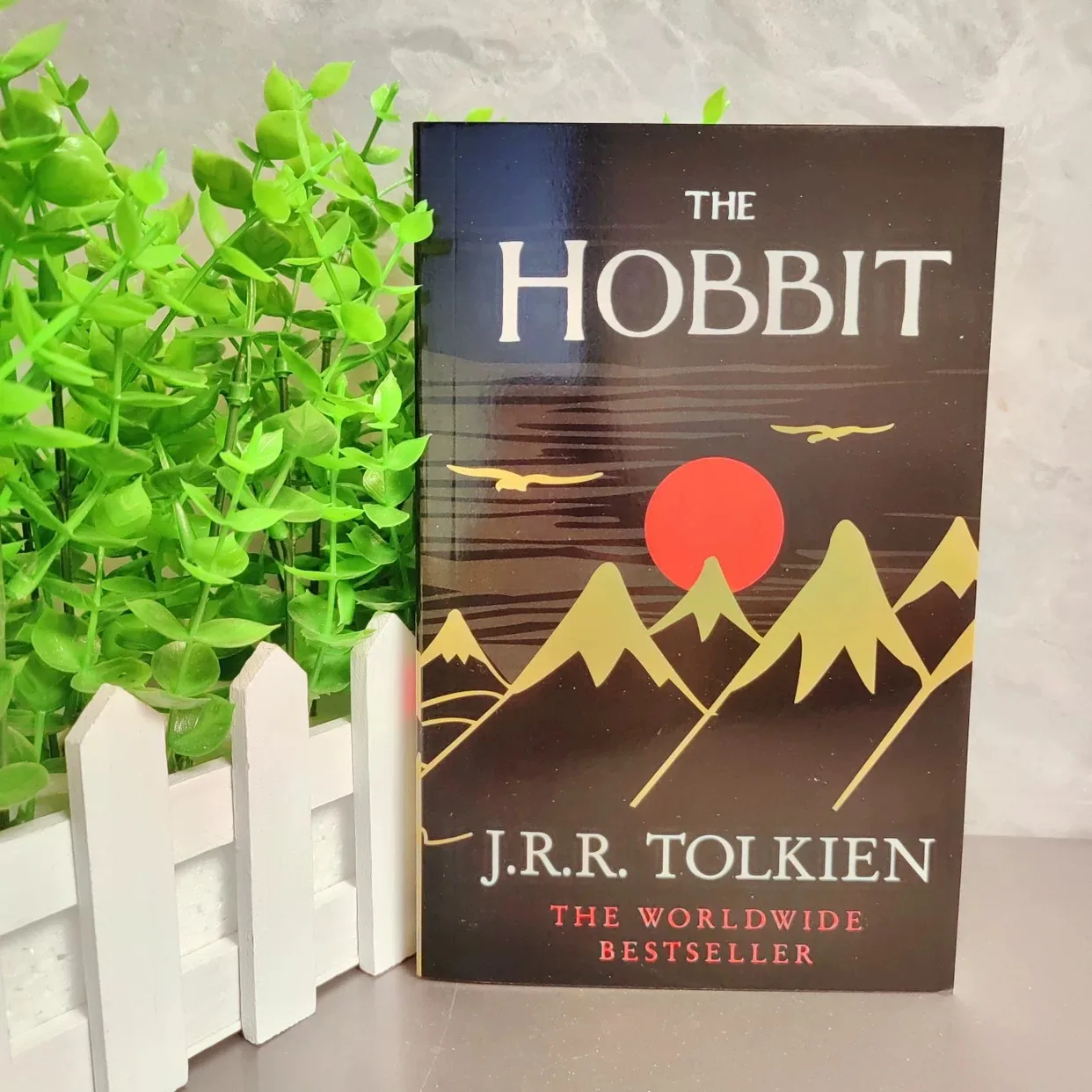

The Hobbit English Novel The Lord of The Rings Prequel Tolkien