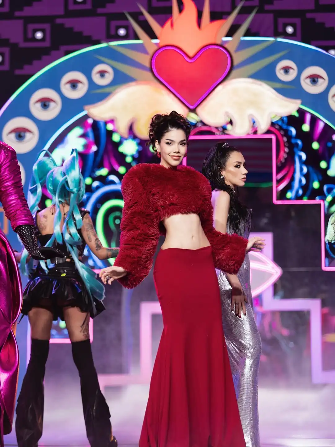 Elegant Burgundy Floor‑Length Bodycon Skirt, High Waist, Smooth Stretch Fabric, Flattering Silhouette High Waist, Party, Formal