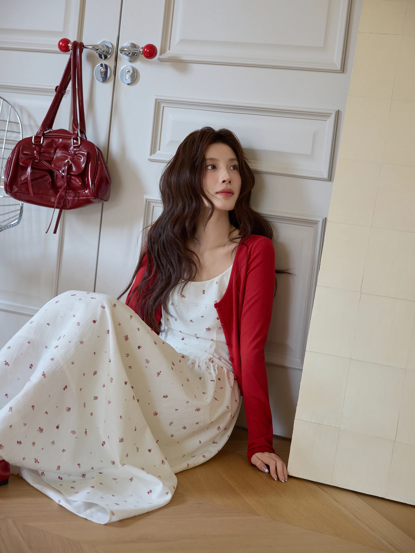 

Chaocha Home Корейское белое платье с цветочным принтом без бретелек, А-силуэт, длинное, женское, весеннее, повседневное, приталенное, для работы и отдыха