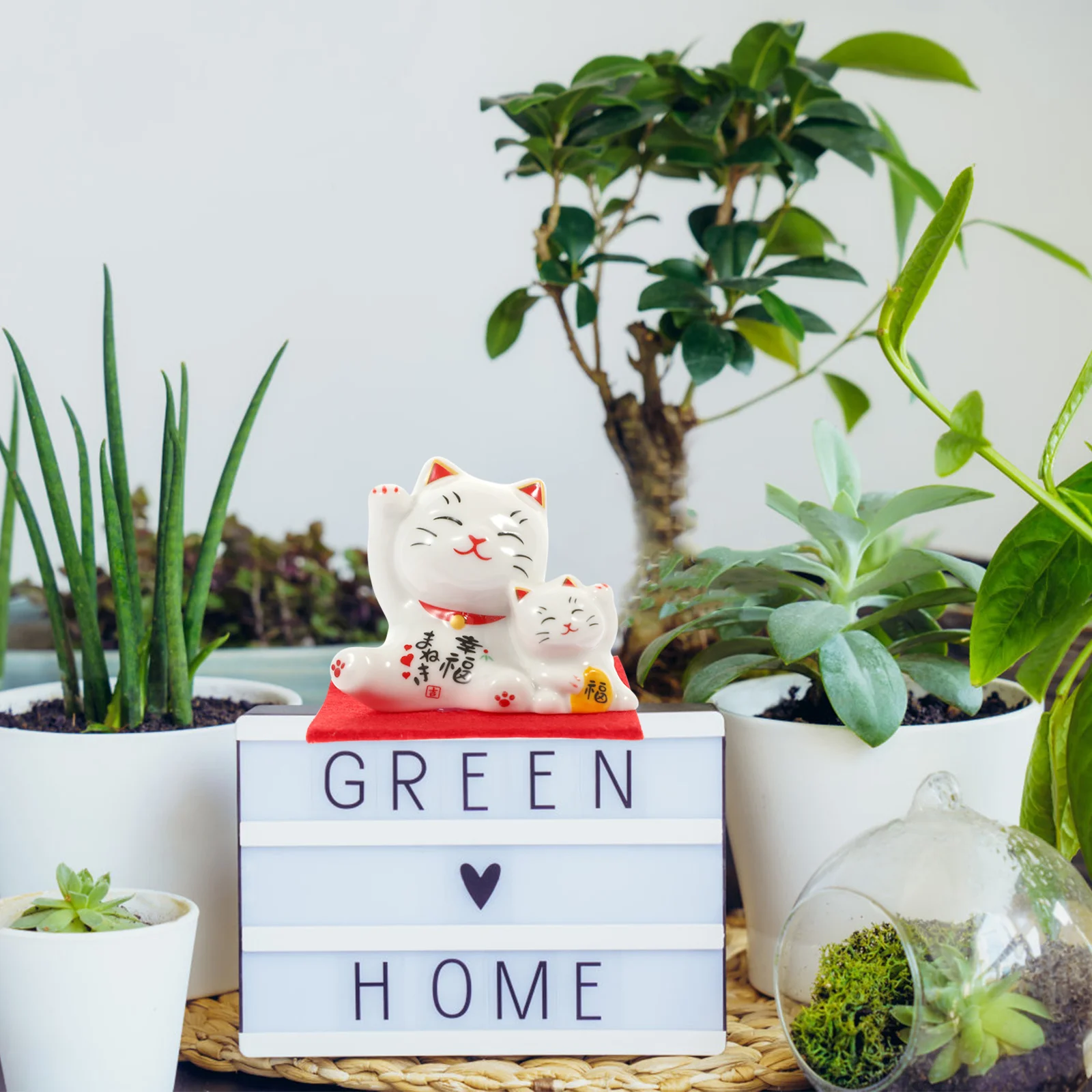 

2Pcs Lucky Cat Statue Realistic Design Fine Craftsmanship Desktop Home Decor for Office Store Car Indoor Tabletop Ornament