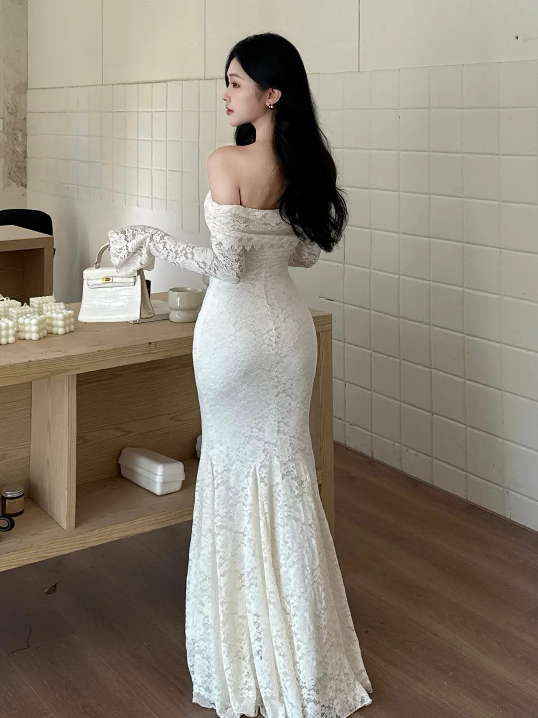 Retro Kant Off-the-shoulder Hollow-out Ontwerp Luxe Dame-achtige Dames Herfst Slanke Zeemeermin Jurk Uitlopende Party Prom vestidos Gewaad