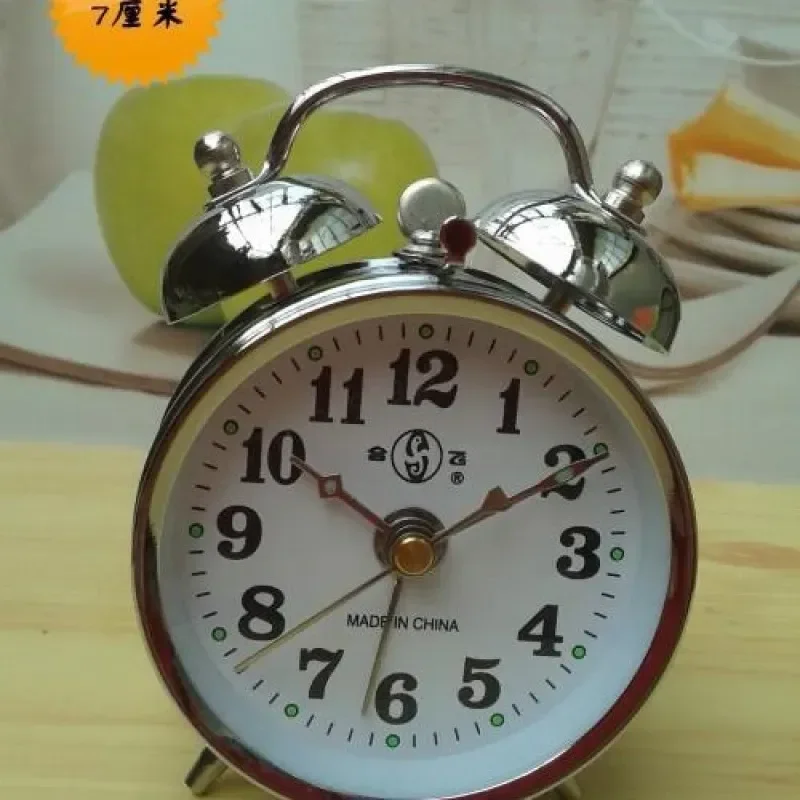 Classic Retro Manual Wind Up Alarm Clock with Strong Mechanical Gears Oversized Bell Metal Horseshoe Design Vintage Desktop