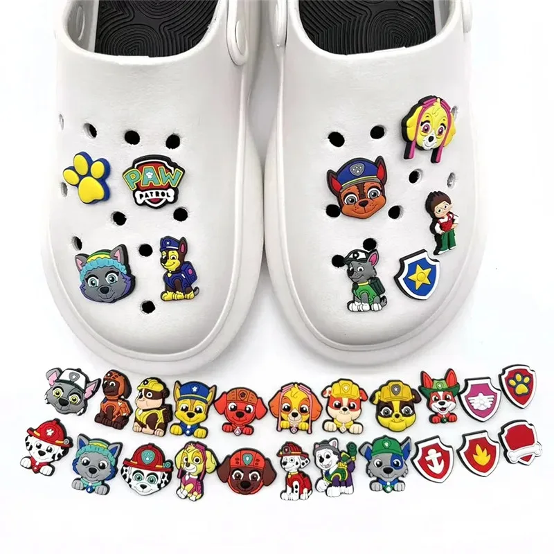 Anime Paw Patrol PVC Shoe Charme, Fivela Decorativa, Série Cão Animal, Encantos Designer, Best-seller, Designer, 12Pcs