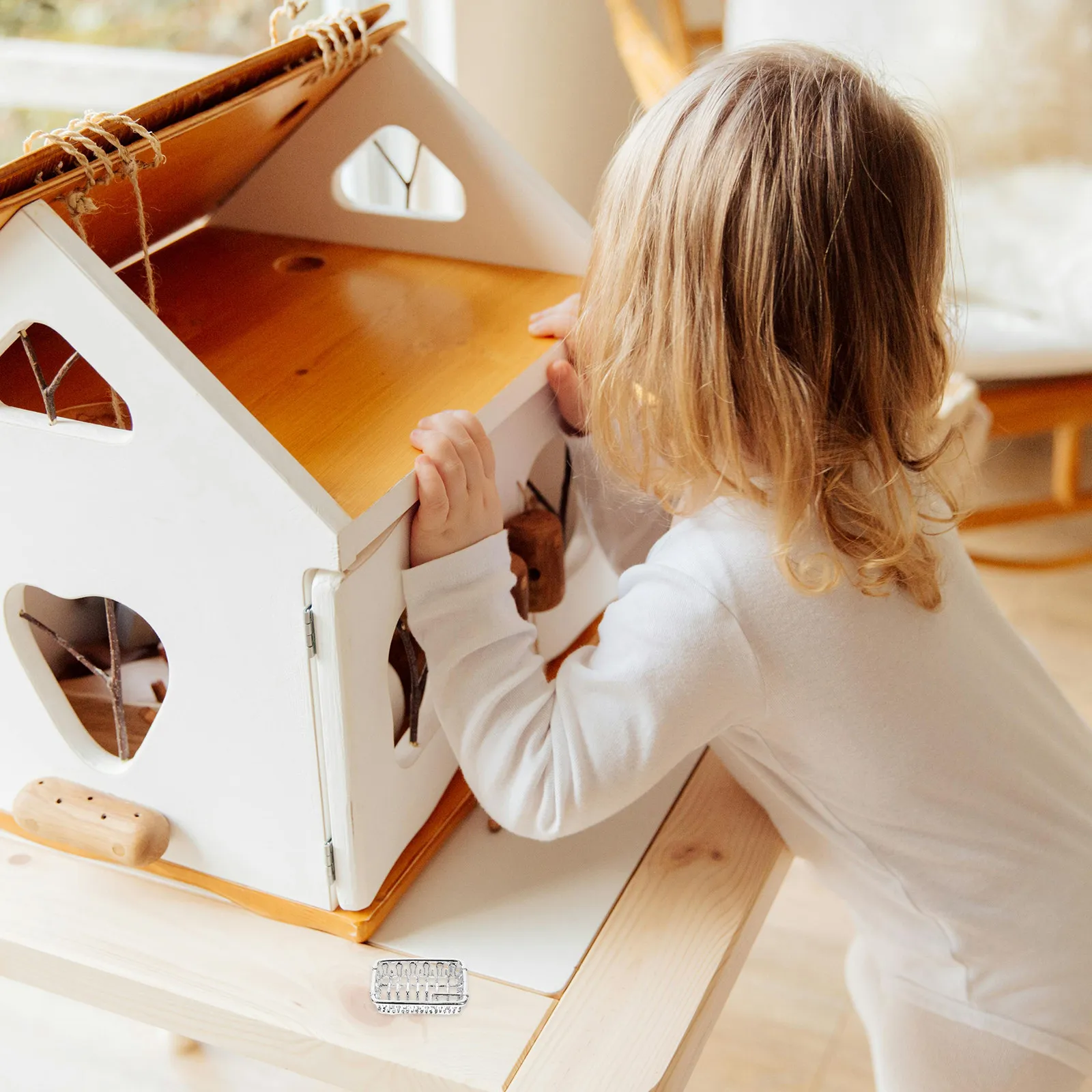 

Miniature Silver Dish Drying Rack Creative DIY Kitchen Accessory Plate Drainer Display Shelf for Dollhouse Kitchen Decoration