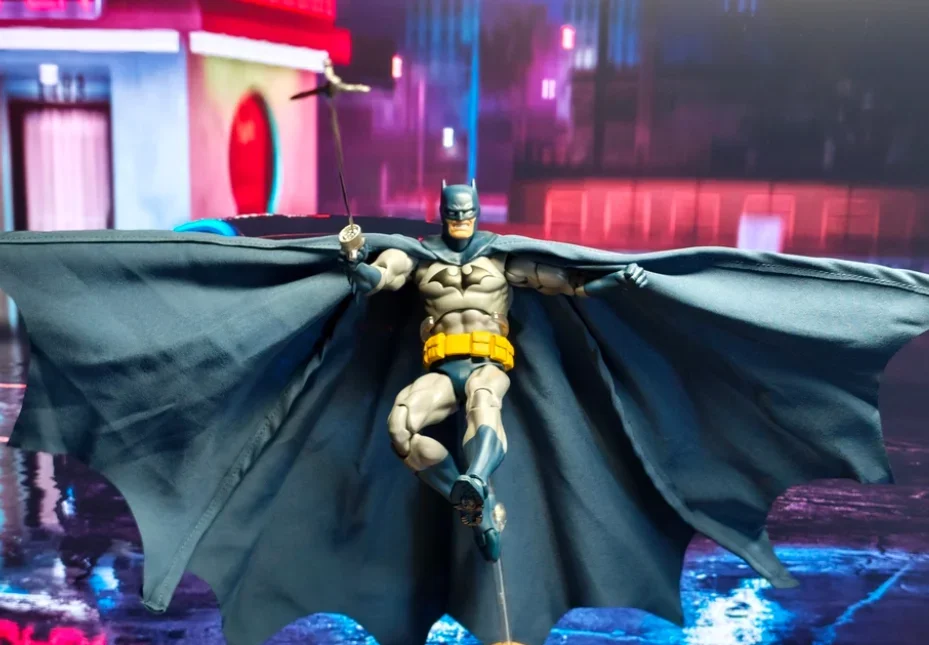 CT Toys Batman Hush Versión Azul Mafex 105 Bat Man Versión Negra DC Anime Figura de Acción Modelo Estatua Regalos Juguetes anime