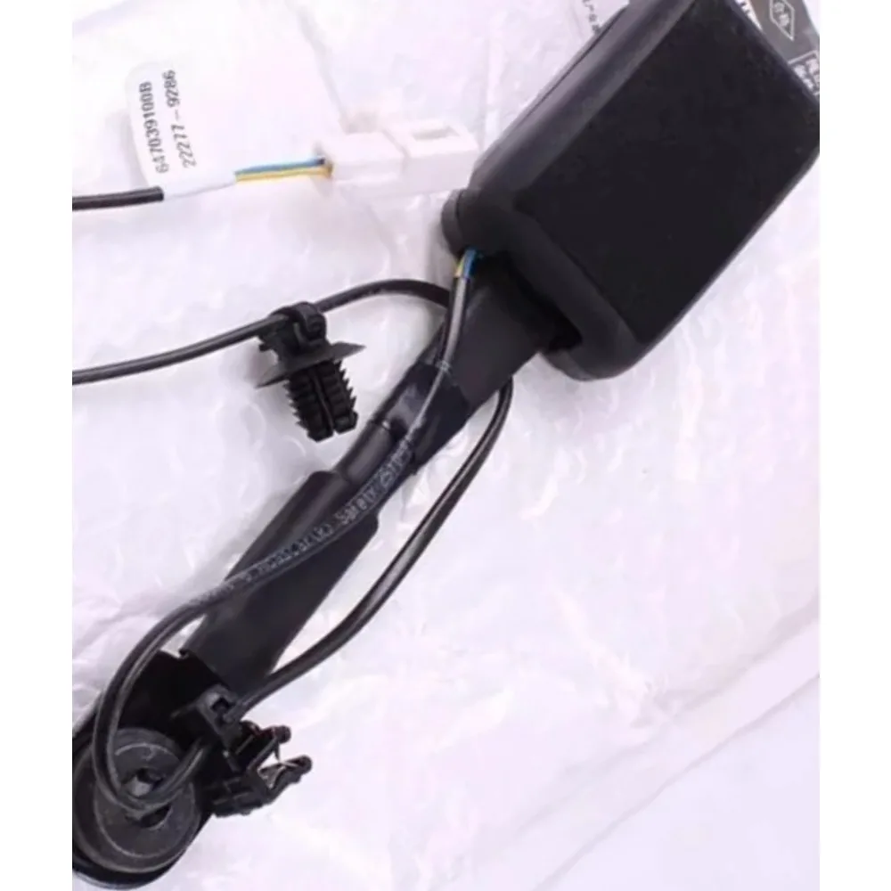

SA2FC-5811030 Genuine Front Seat Belt Socket Mounting Buckle Holder for BYD Song Pro DM-i Brand New Replacement Parts