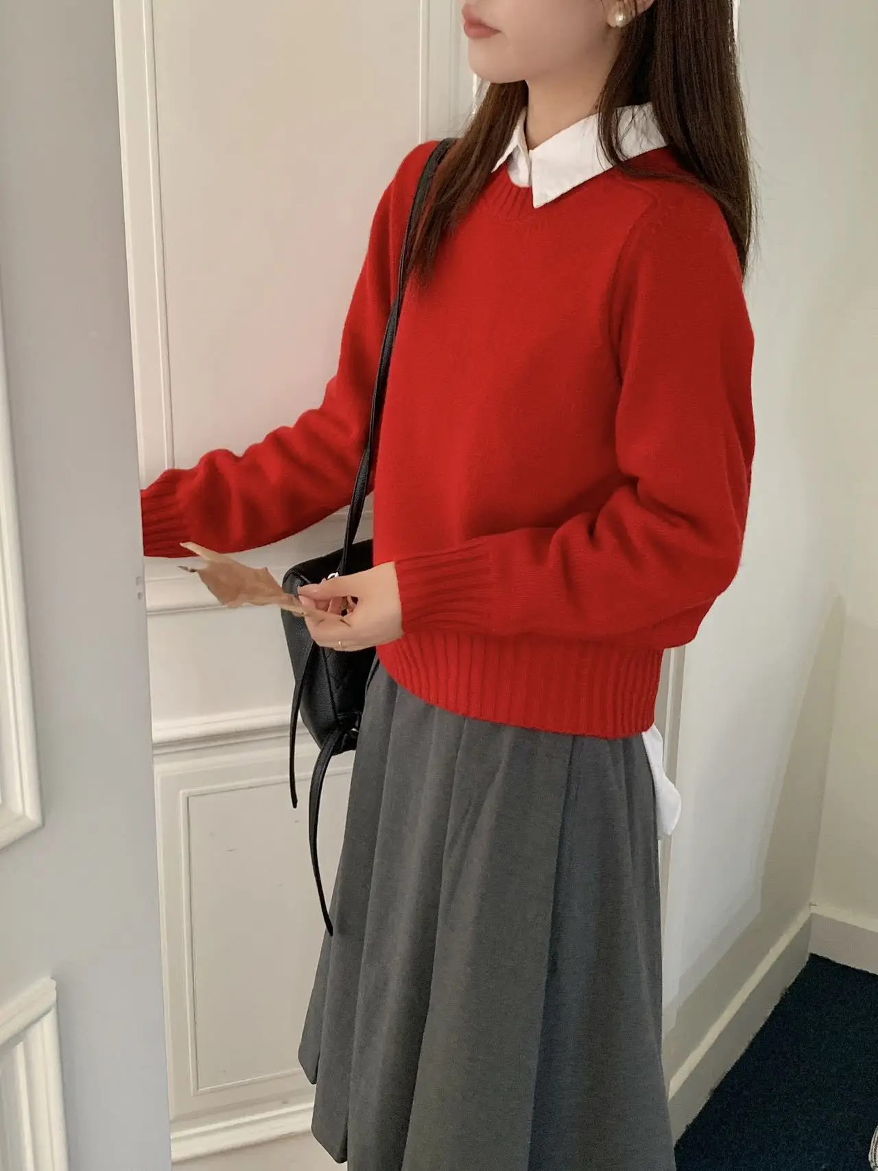 순모 스웨터, 한국 미니멀리스트 피치 네크라인, 솔리드 컬러, 클린 에디션, 울 니트 스웨터