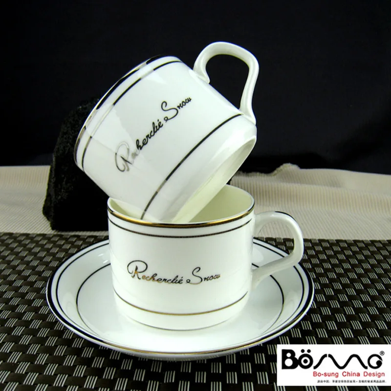 

Набор кофейных чашек и тарелок из костяного фарфора Phnom Penh, набор керамических чайных чашек и тарелок на английском языке