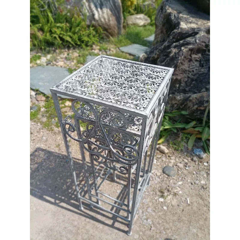 

Garden balcony floor-to-ceiling wrought iron tulip high flower stool three-piece set