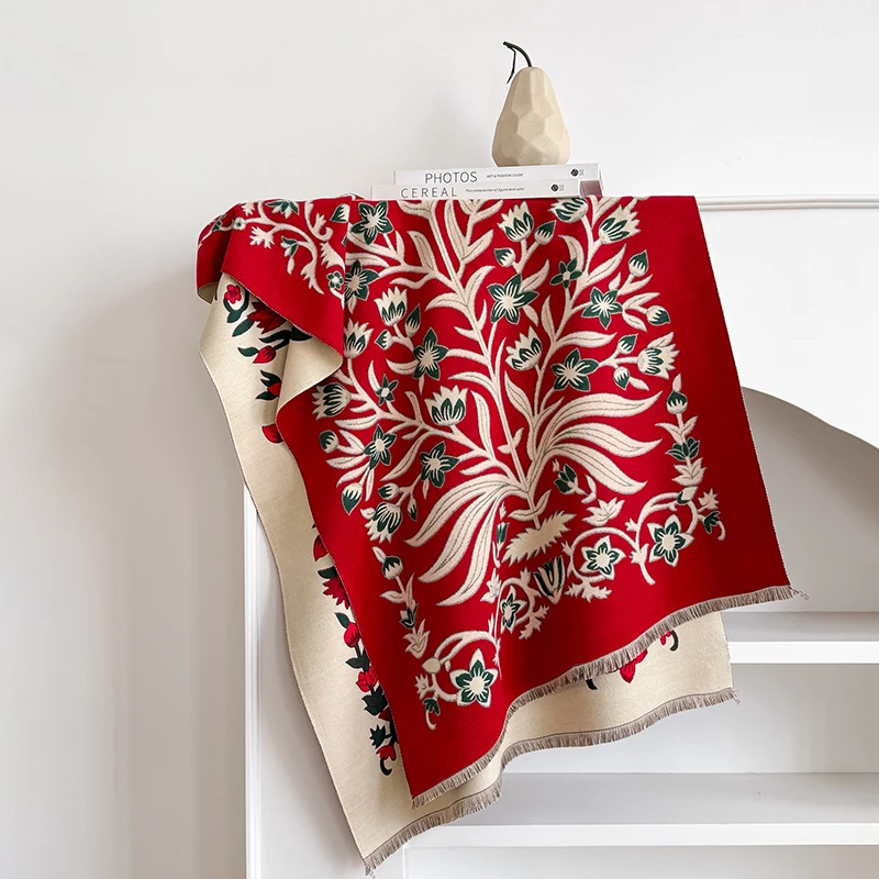 2025, Luxusmarke Damen-Winterschal aus Kaschmir – Pashmina-Schal mit Blumenmuster, Quasten, Bandana und Poncho – Detail 13