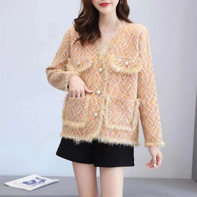 Autumn Winter Fashion Temperament Tweed Jacket Women Elegant Short Single Breasted V-Neck Long Sleeve Coat Female Tops New 2026