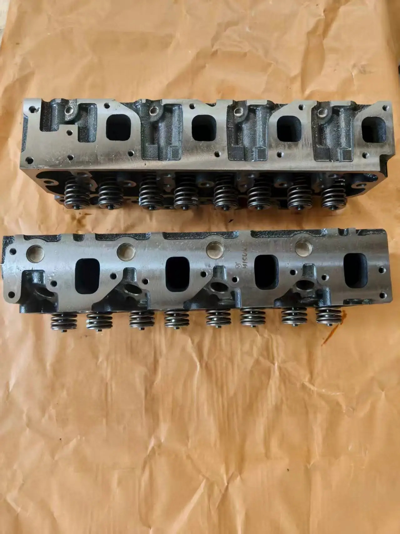 4JG2 3.1 Engine Cylinder Head Assembly For ISUZU TROOPER Auto Parts 8-97016-504-7 8-97086-338-2 8-97086-338-4